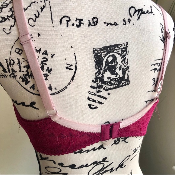 Victoria secret sz 36D wired bra - Picture 2 of 5